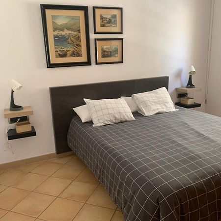 Chic Apartment Beach Mataró Extérieur photo